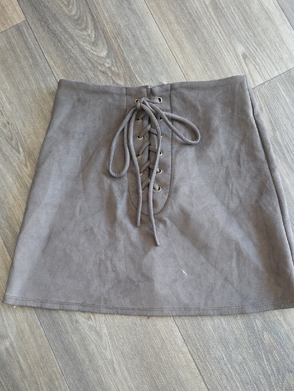 Leith Lace-Up Mini Skirt in Taupe